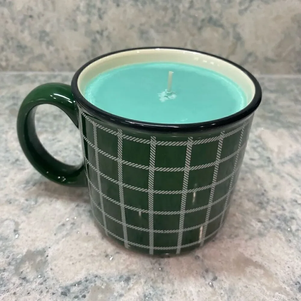 Pine Mist Scented Candle